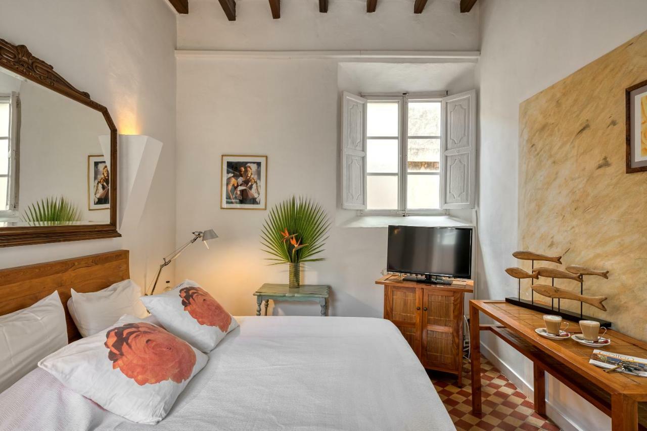 Hotel Can Roses Soller Bagian luar foto